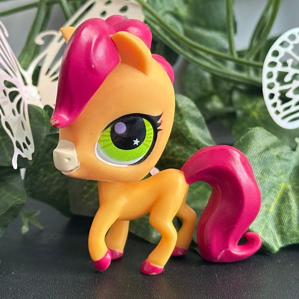 Littlest Pet Shop LPS 2895 Pink Magenta Orange Horse Pony Green